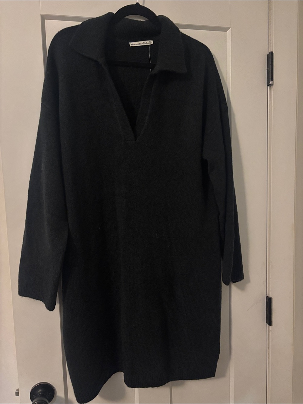 Abercrombie and Fit h Black Collared sweater dress, NWT size XL